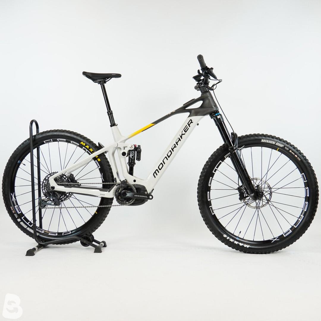 Mondraker Crafty Carbon R bunker grey Gebrauchtrad 2024
