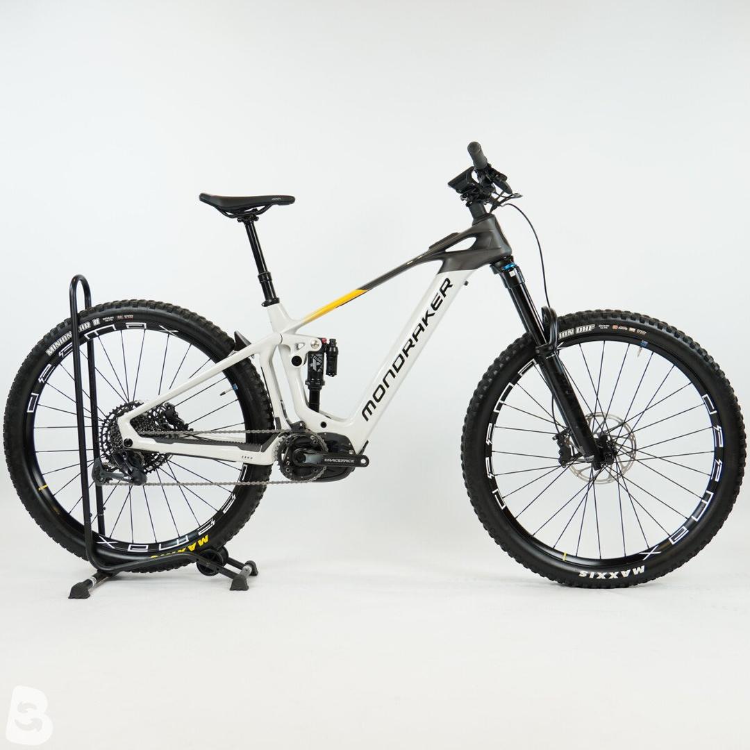 Mondraker Crafty Carbon R bunker grey Gebrauchtrad 2024