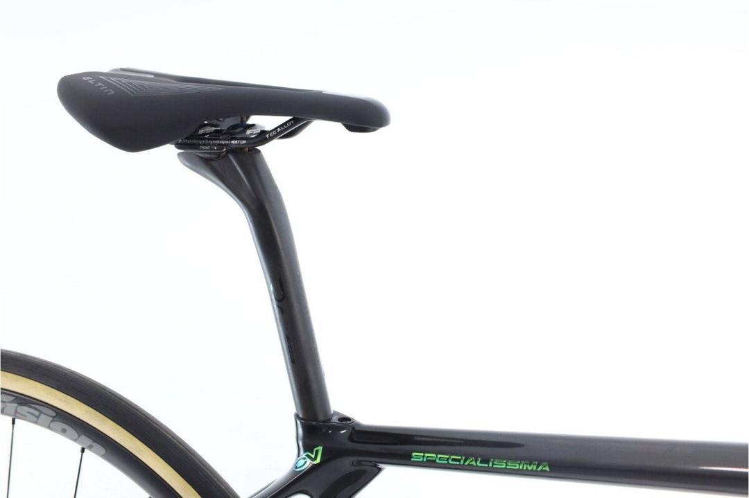 Bianchi Specialissima Carbon Di2 12V 2024