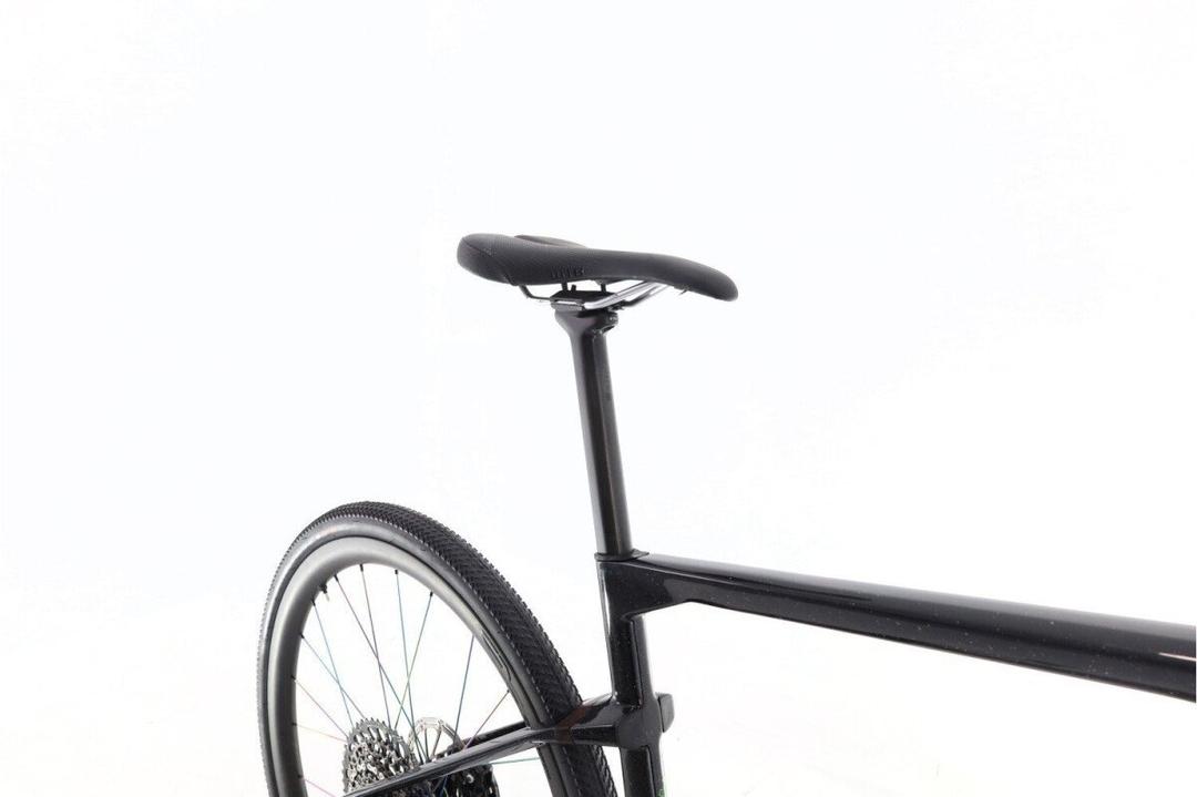 BMC Unrestricted 01 Four AXS 12V 2024